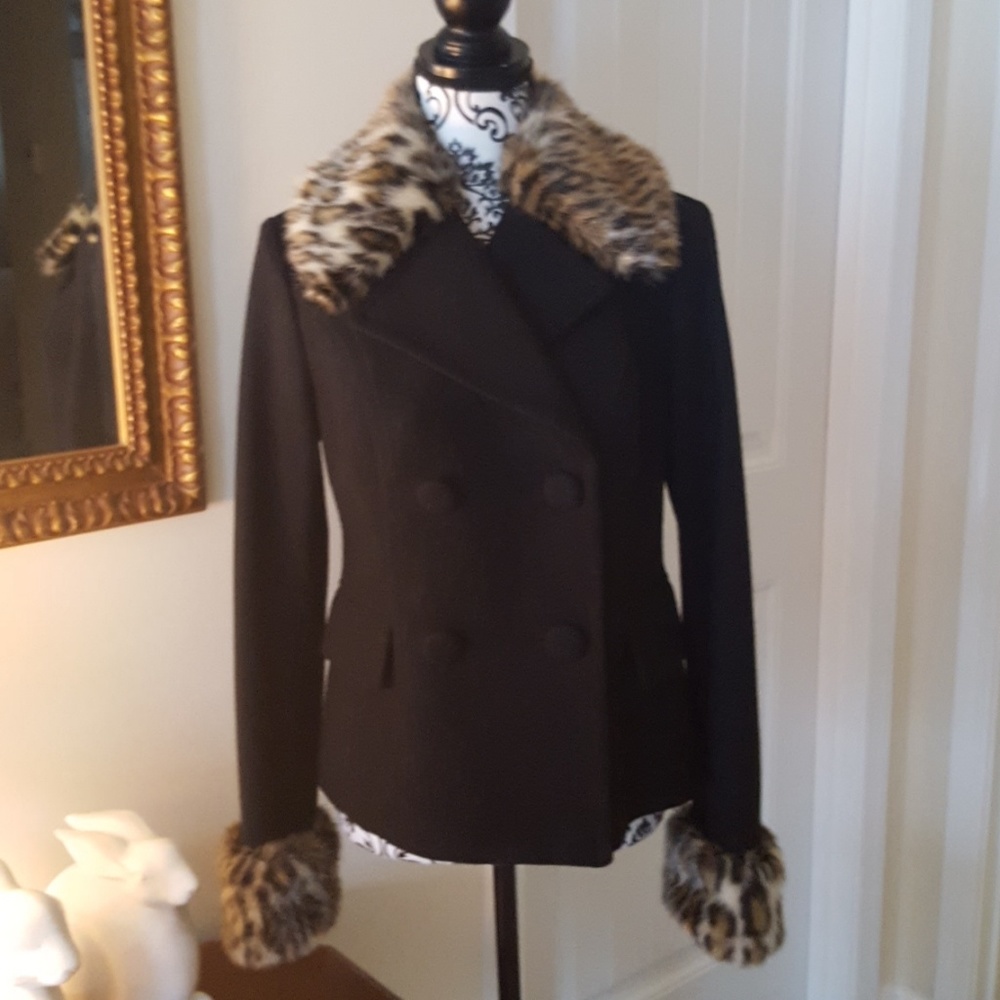 NWOT - Beautiful Wool Coat with Removable Fur Trim